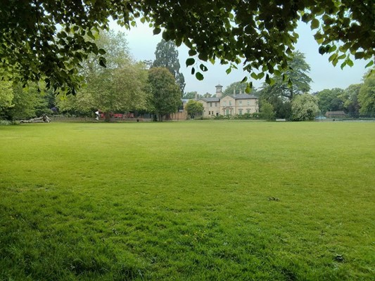 Oaklands Park